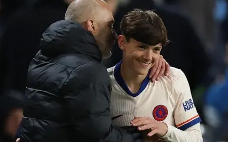 يا مال جديد؟.. والش يدخل تاريخ تشيلسي في سن الـ 16 عاماً