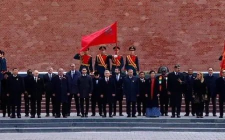 الرئيس السيسى يشارك فى مأدبة غداء أقامها بوتين على شرف القادة والرؤساء المشاركين فى “احتفال النصر”