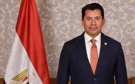 وزير الرياضة يهنئ عمرو حسين بفوزه برئاسة الاتحادين العربي والإفريقي لكرة السرعة