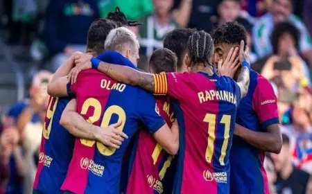 فليك يعلن عن تشكيل برشلونة في الكلاسيكو ضد ريال مدريد