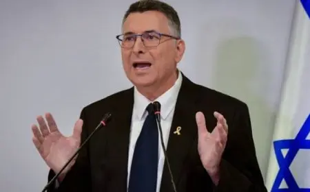 وزير الخارجية الإسرائيلى يؤكد دعم “الخطة الأمريكية” للسماح بدخول المساعدات إلى قطاع غزة