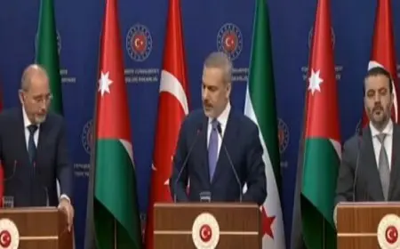 وزراء خارجية تركيا والأردن وسوريا يؤكدون دعم بلادهم لسوريا على كافة المستويات