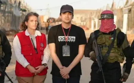 حماس تسلم الرهينة عيدان ألكسندر إلى الصليب الأحمر