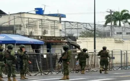 الإكوادور تنشر 1500 جندى لملاحقة متمردين سابقين فى “فارك”