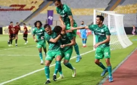 صلاح محسن يقود تشكيل النادي المصري أمام فاركو في الدوري