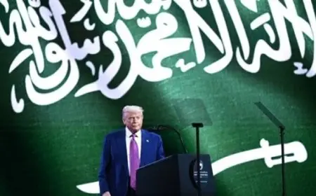 ترامب يعلن من الرياض رفع العقوبات عن سوريا