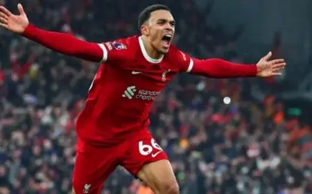 قبل مونديال الأندية.. ريال مدريد يطلب رسمياً التعاقد مع أرنولد من ليفربول