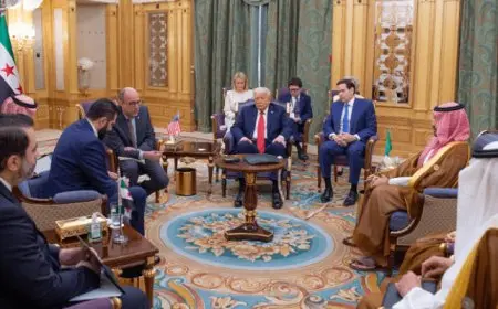 بال .. ترامب يلتقى الشرع فى الرياض بحضور محمد بن سلمان على هامش القمة الخليجية – الأمريكية