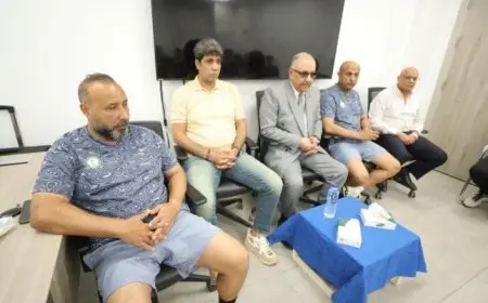 جلسة أشرف نصار مع لاعبي البنك قبل مواجهة الأهلي في دوري نايل