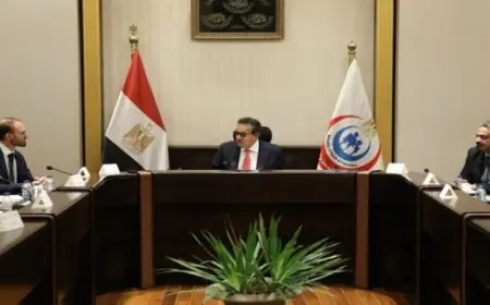 وزير الصحة يناقش مع بعثة “أطباء بلا حدود” التعاون المشترك فى المجالات الصحية والإنسانية