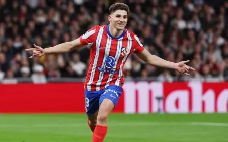 خارج برشلونة وريال مدريد.. 10 لاعبين لمعوا في الليغا هذا الموسم