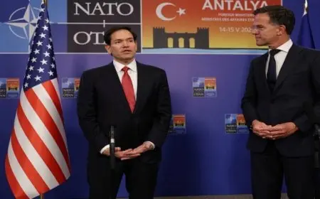 واشنطن والناتو يؤكدان التزامهما بحل دبلوماسى لحرب أوكرانيا وتعزيز الردع العسكرى