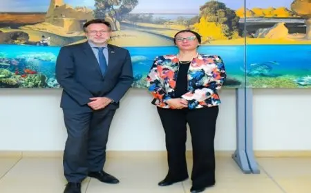 وزيرة البيئة تبحث مع السفير الكندى بالقاهرة تعزيز التعاون فى تحقيق التحول الأخضر