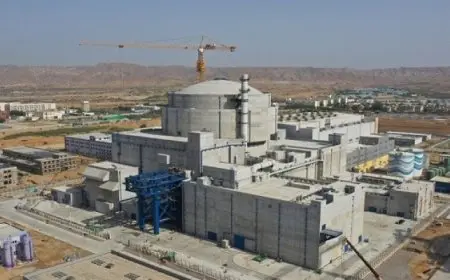 دبلوماسى باكستانى: الأصول النووية لإسلام أباد آمنة تماما