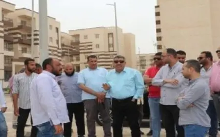 رئيس الوزراء يتفقد اليوم التشغيل التجريبى للأتوبيس الترددى ويقوم بجولة فى تلال الفسطاط