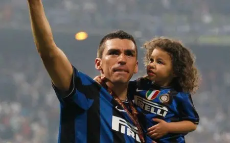 لوسيو، المدافع السابق لإنتر، يتلقى العناية الفائقة بعد تعرضه لإصابات بحروق