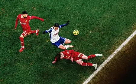 ليفربول يستفيد من تجربة أرنولد ويؤمن البديل بعقد طويل المدى