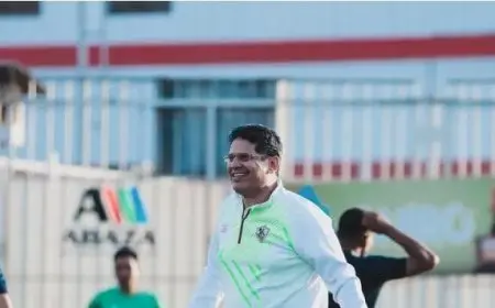 الرمادي يعقد اجتماعًا مع لاعبي الزمالك بعد تأجيل معسكر الإسماعيلية