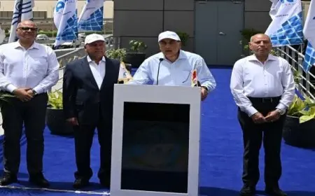 مدبولى يعلن بدء التشغيل التجريبى للاتوبيس الترددى من تقاطع الدائرى مع طريق إسكندرية الزراعى إلى محطة أكاديمية الشرطة