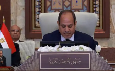 السيسى للقمة العربية : مصر تواصل جهودها مع الوسطاء لوقف إطلاق النار فى غزة