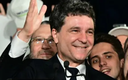 فوز نيكوسور دان برئاسة رومانيا بأكثر من 54% من الأصوات