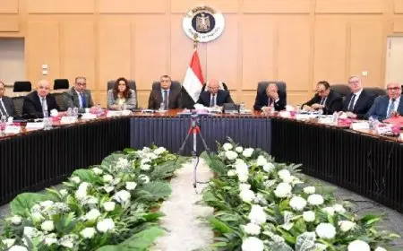 وزير الصناعة والنقل يترأس الاجتماع الرابع والعشرين للمجموعة الوزارية للتنمية الصناعية