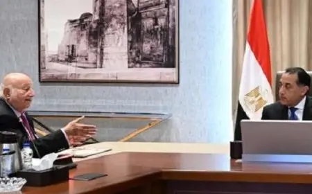 رئيس الوزراء يستعرض مقترحاً للاستغلال الأمثل سياحياً لمسار العائلة المقدسة