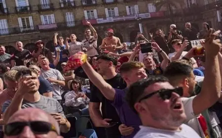 قبل نهائي الدوري الأوروبي.. مواجهات بين جمهور مانشستر يونايتد وتوتنهام