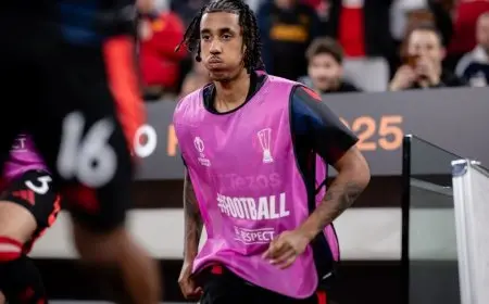 يورو يحقق لقب ثاني أصغر لاعب يشارك في نهائي أوروبي مع مانشستر يونايتد