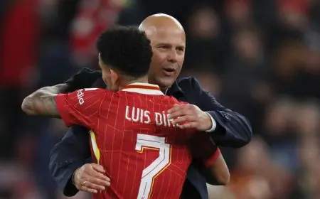 سلوت يرد على ديكو: أنا معجب بلامين يامال ورافينيا