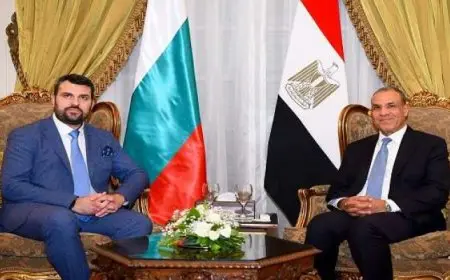 خلال استقباله نظيره البلغارى .. عبدالعاطى: طفرة كبيرة تشهدها العلاقات التجارية والاقتصادية بين البلدين