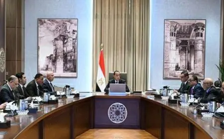 رئيس الوزراء يتابع مستجدات الموقف التنفيذى لمشروع تطوير مدينة رأس الحكمة بالساحل الشمالى الغربى