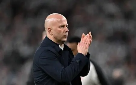 سلوت يقدم رسالة هامة لجماهير ليفربول قبل ليلة الاحتفال بالتتويج بالدوري الإنجليزي