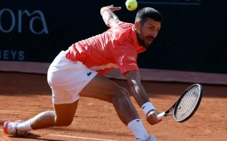 دجوكوفيتش يبلغ نهائي جنيف ويقترب من التتويج باللقب رقم 100