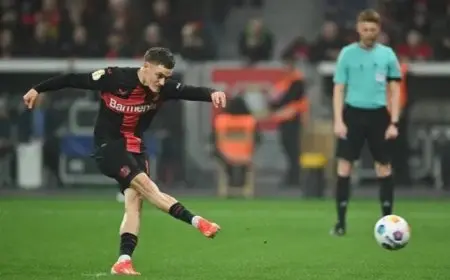 رئيس بايرن ميونخ: فلوريان فيرتز يفضل الانتقال إلى ليفربول