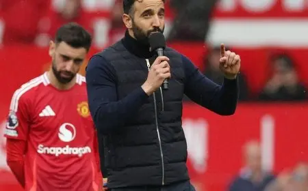 أموريم: يتعين على يونايتد الاختيار بين النظر إلى الماضي أو التقدم للأمام