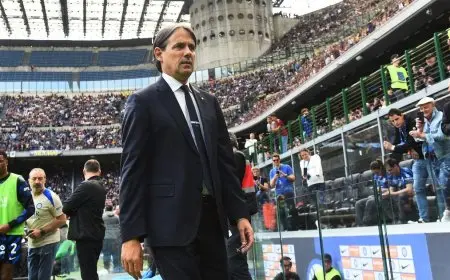 الهلال يطرح عرضاً للتعاقد مع سيموني إنزاغي ولاعب إنتر ميلان