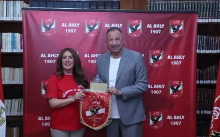 قبل انطلاق كأس العالم للأندية.. الأهلي يستقبل السفيرة الأمريكية