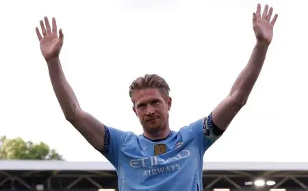 كشف النقاب عن عرضين إنجليزيين لكيفن دي بروين