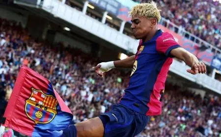 برشلونة يعلن تجديد عقد لامين يامال حتى عام 2031
