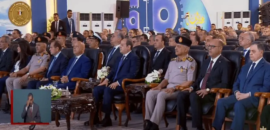 الرئيس السيسى يشهد إحتفالية عيد العمال بالسويس