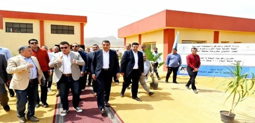 وزير الإسكان ومحافظ السويس يتفقدان مشروع رافع مياه السخنة ( الندى ) لتغذية مدينة السلام “۱ – ۲”