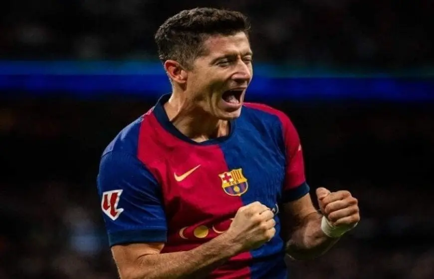 مدرب برشلونة يؤكد جاهزية ليفاندوفسكي لمواجهة إنتر ميلان