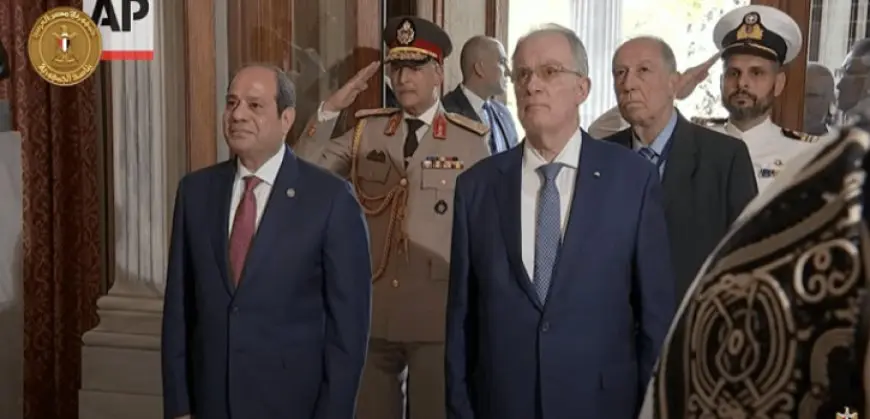 الرئيس اليونانى يستقبل الرئيس السيسى بقصر الرئاسة فى أثينا