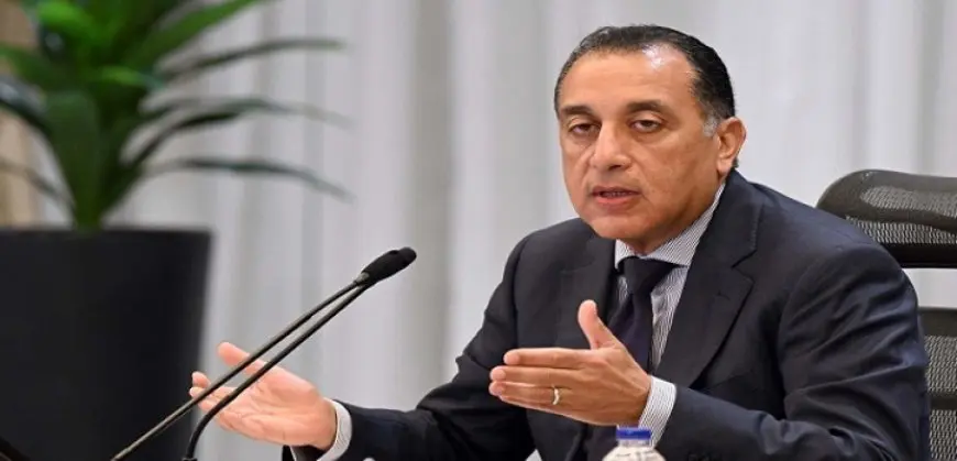 خلال المؤتمر الصحفى.. رئيس الوزراء: سيتم الإفصاح عما تصل إليه التحقيقات فى مُشكلة البنزين