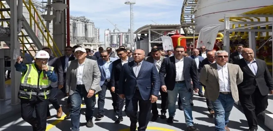 بال ..رئيس الوزراء يشهد افتتاح محطة الصب السائل لشركة “نيو هورايزون تانك ترمينال” بميناء غرب بورسعيد