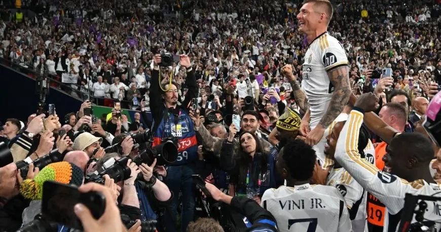 توني كروس يعود لارتداء قميص ريال مدريد في “سانتياغو برنابيو”
