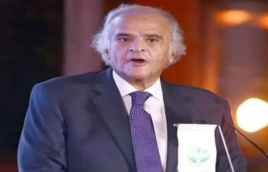 ممدوح عباس يشير إلى إمكانية تعيين مدير رياضي جديد للزمالك