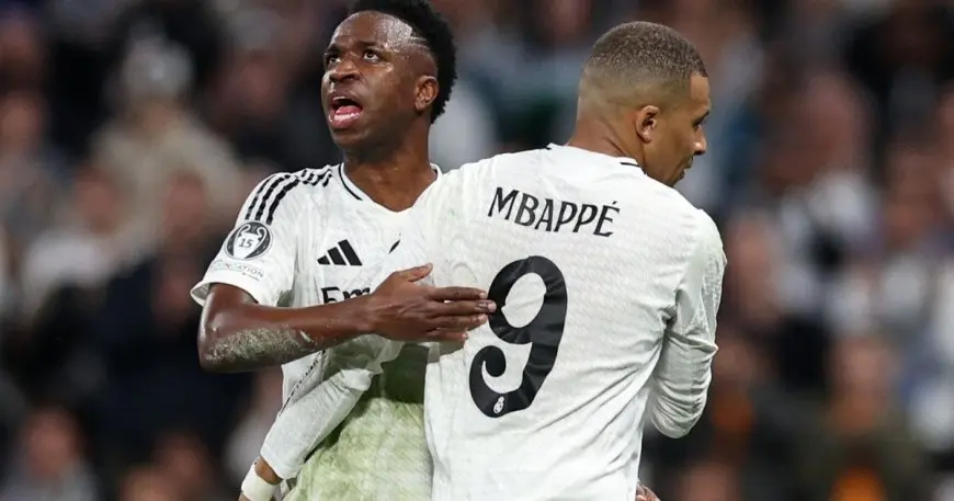 تشكيلة ريال مدريد الرئيسية في الكلاسيكو.. نقطة ضعف دفاعية وثنائية هجومية
