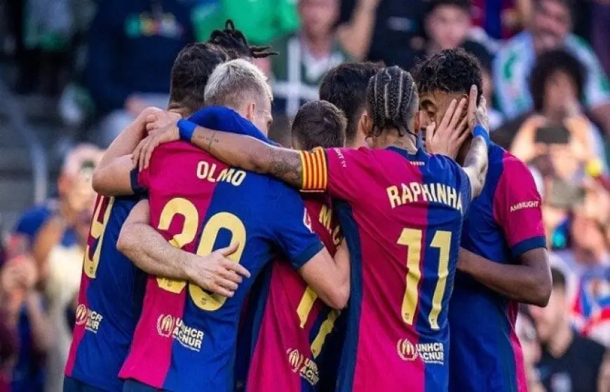 فليك يعلن عن تشكيل برشلونة في الكلاسيكو ضد ريال مدريد